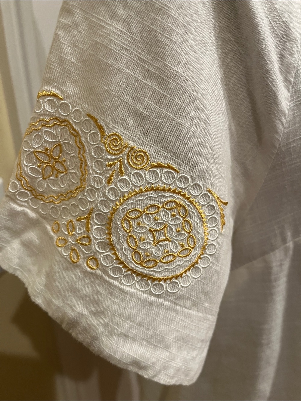Madewell White Eyelet Trim Top with Gold Embroidery - Picture 3 of 5